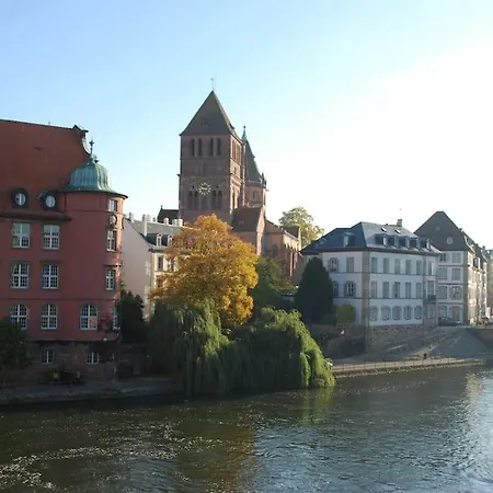 Petite France, De Charme Vue Sur L'ill Strasburgo